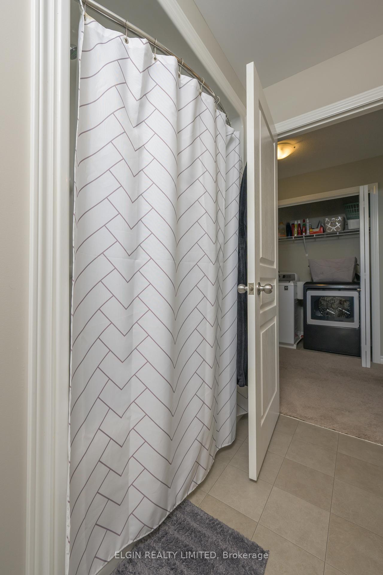 Photo 25 of 12 Russet Lane, St. Thomas — HOMEH
