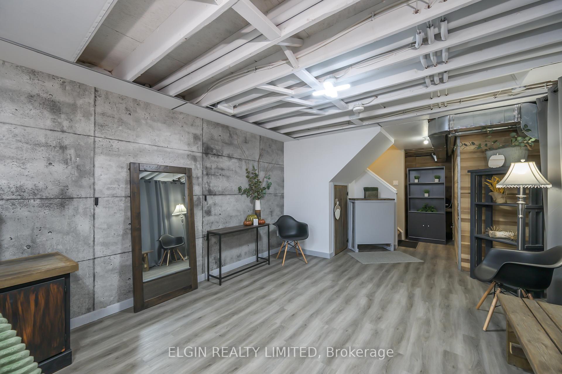 Photo 28 of 12 Russet Lane, St. Thomas — HOMEH