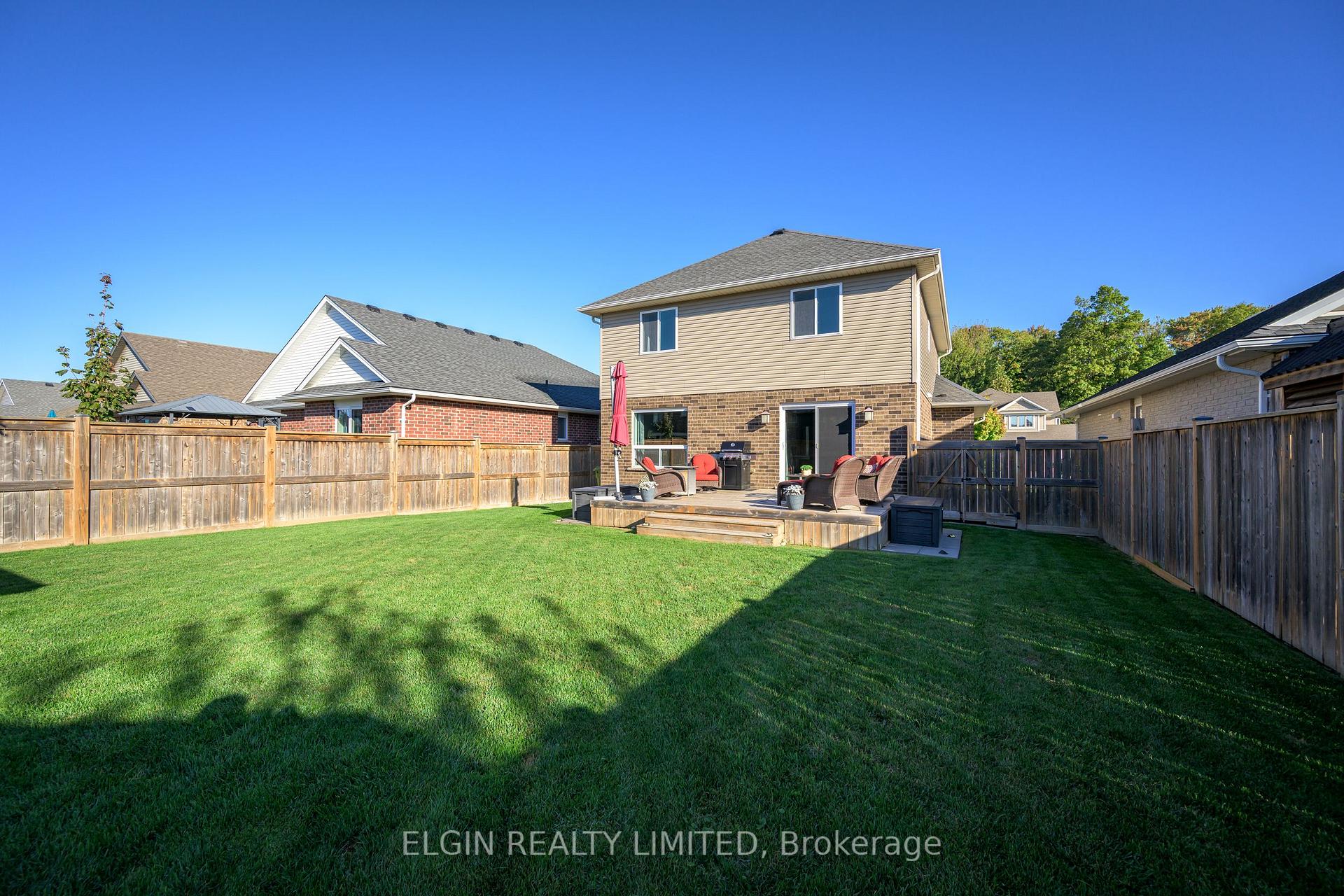 Photo 31 of 12 Russet Lane, St. Thomas — HOMEH