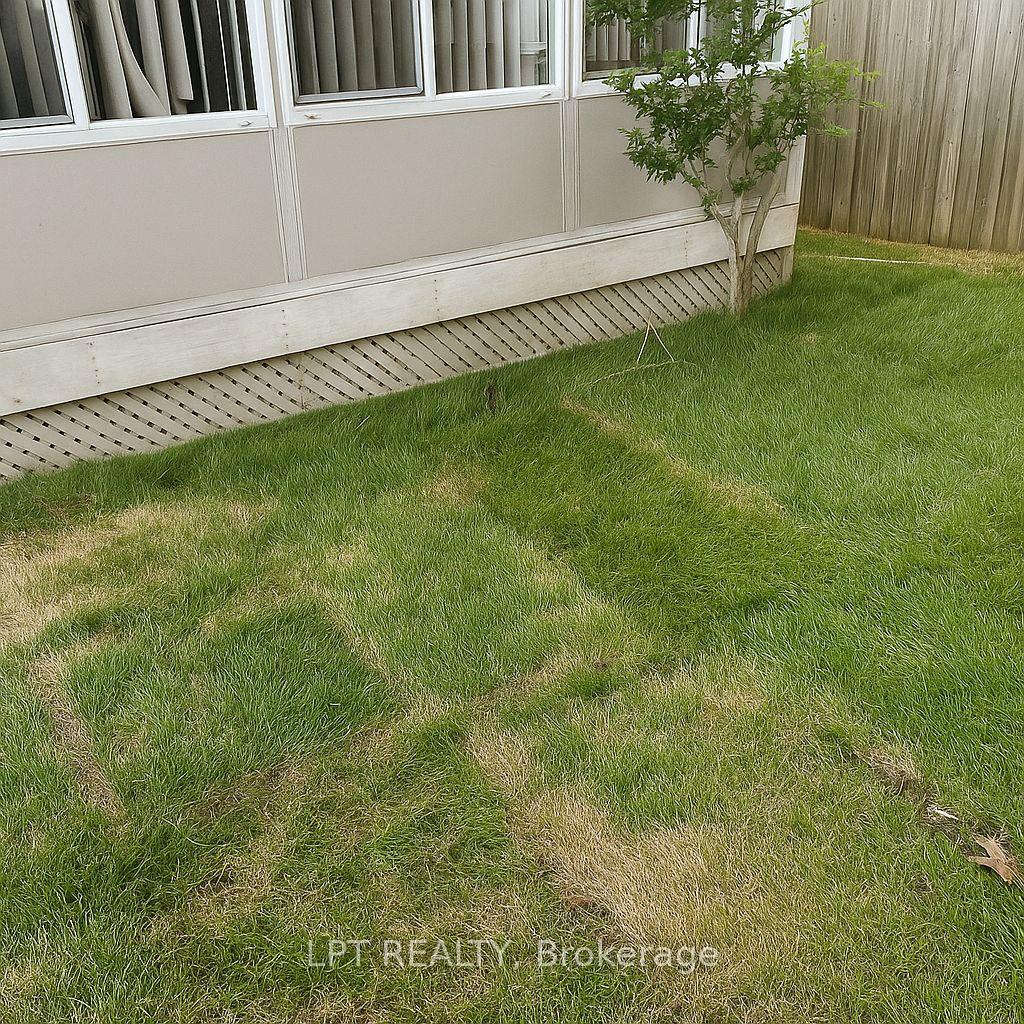 Photo 18 of 69 Simcoe Street, Springwater, Elmvale — HOMEH