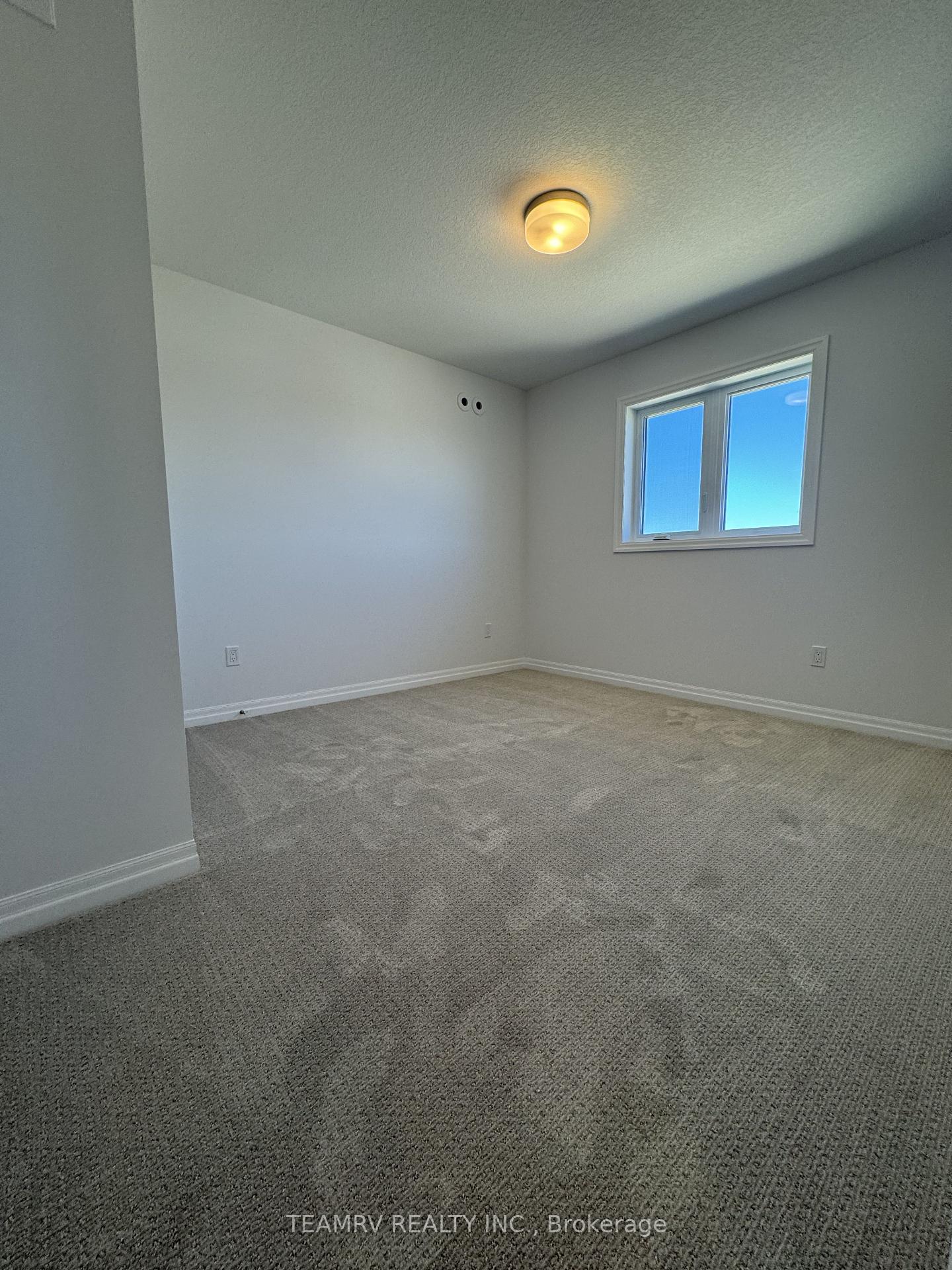 Photo 16 of 26 Silverleaf Path, St. Thomas — HOMEH