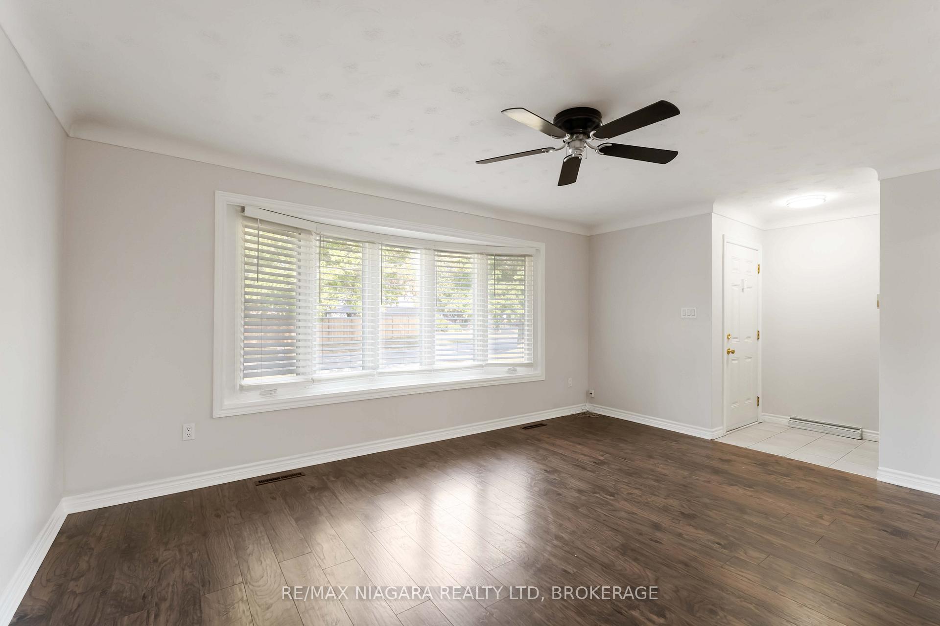 Photo 4 of 80 Ted Street, St. Catharines, Fairview — HOMEH