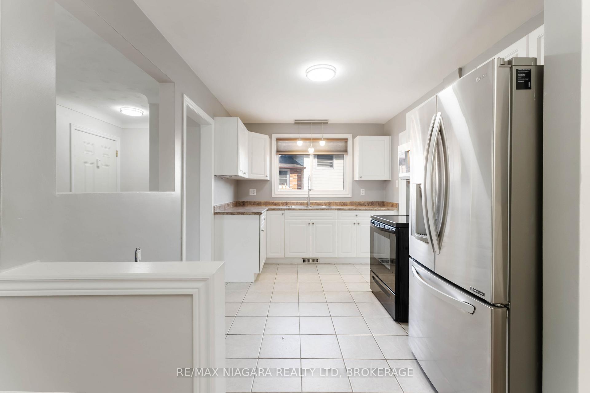 Photo 11 of 80 Ted Street, St. Catharines, Fairview — HOMEH