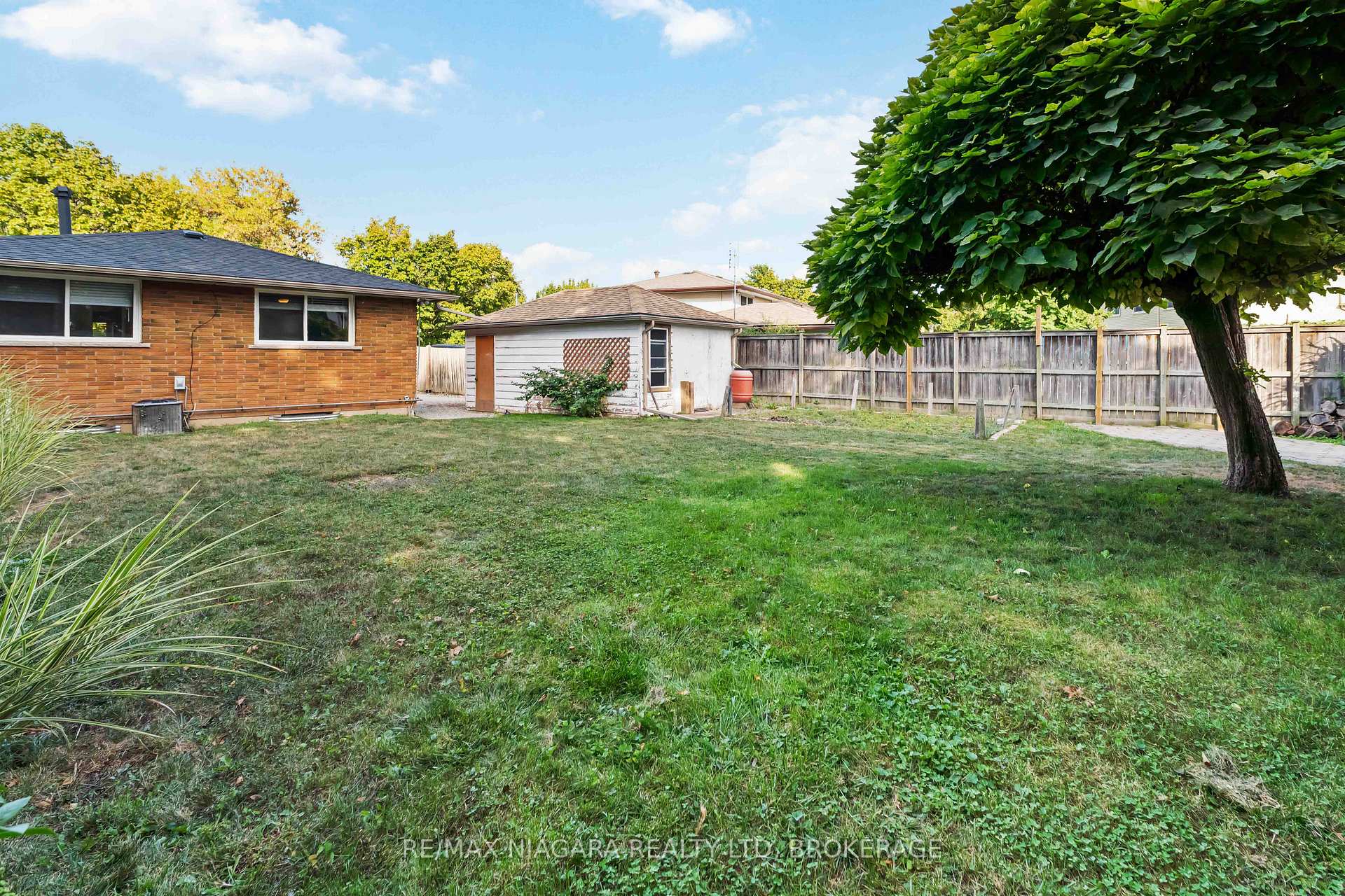 Photo 34 of 80 Ted Street, St. Catharines, Fairview — HOMEH
