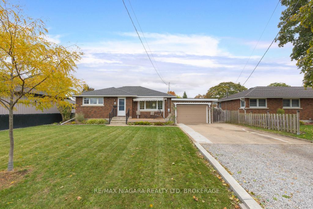 Photo 1 of 96 Royal Manor Drive, St. Catharines, Carlton/Bunting — HOMEH