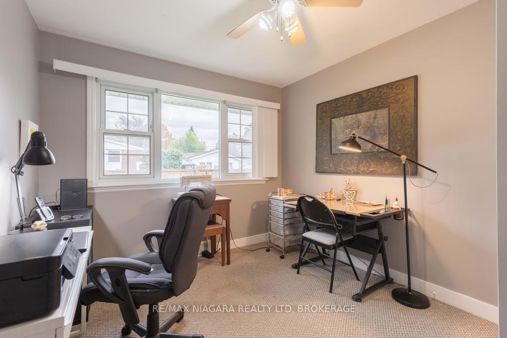 Photo 10 of 96 Royal Manor Drive, St. Catharines, Carlton/Bunting — HOMEH