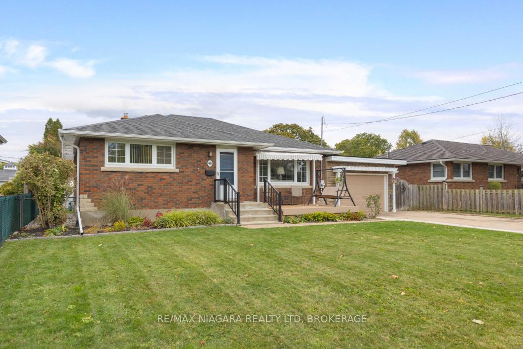 Photo 18 of 96 Royal Manor Drive, St. Catharines, Carlton/Bunting — HOMEH