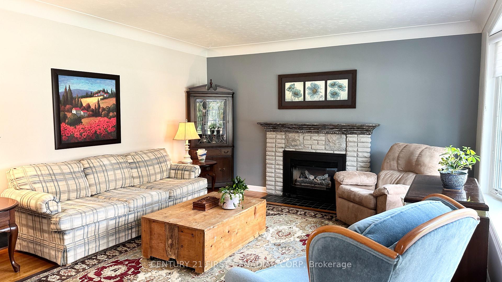 Photo 6 of 13 Pullen Avenue, St. Thomas — HOMEH