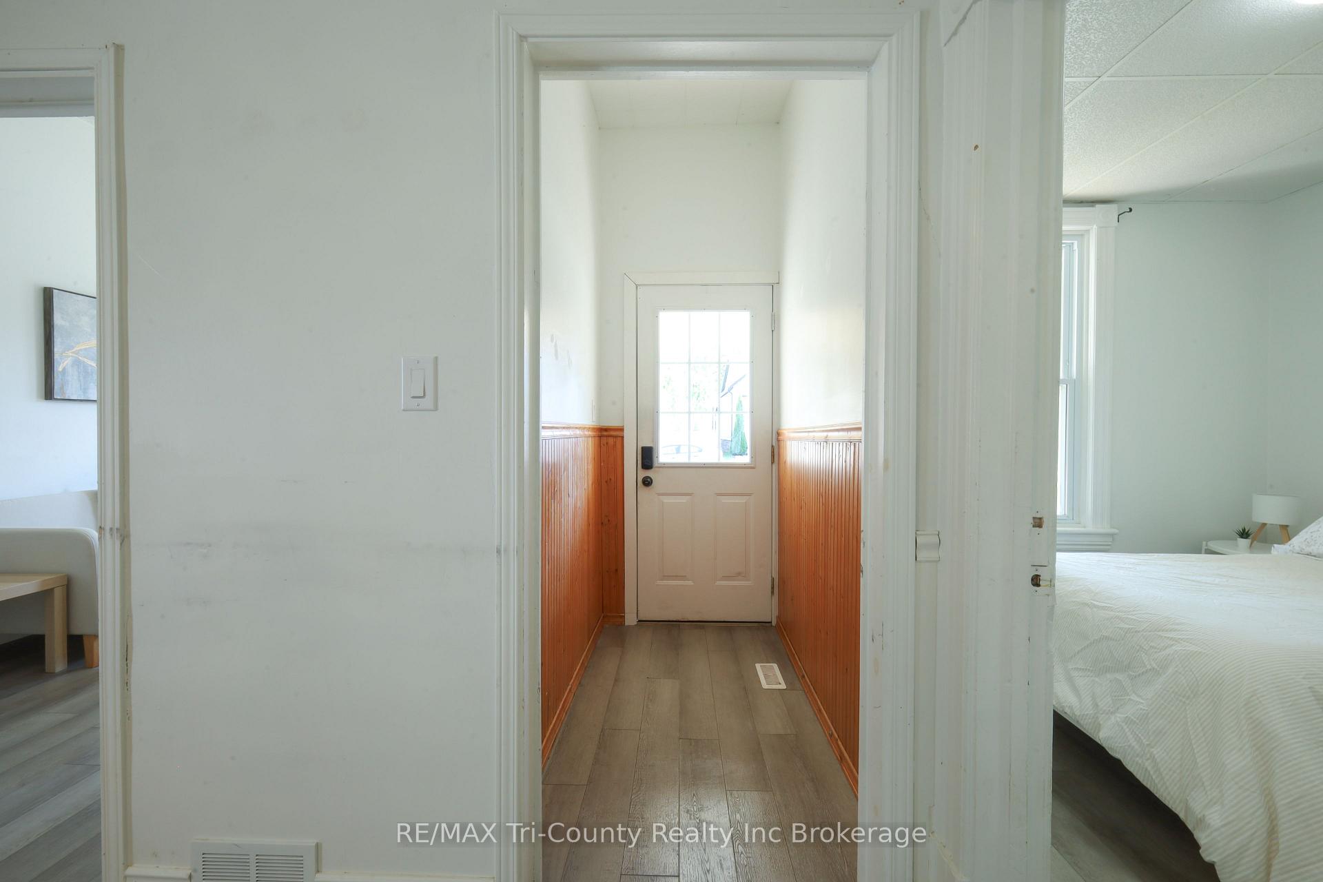 Photo 24 of 8 Erie Street, St. Thomas — HOMEH