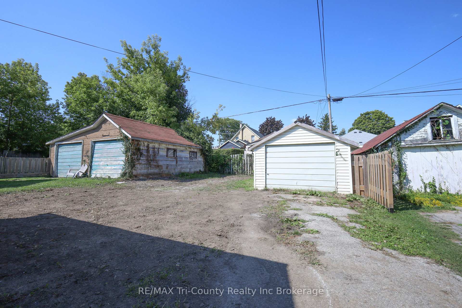 Photo 27 of 8 Erie Street, St. Thomas — HOMEH