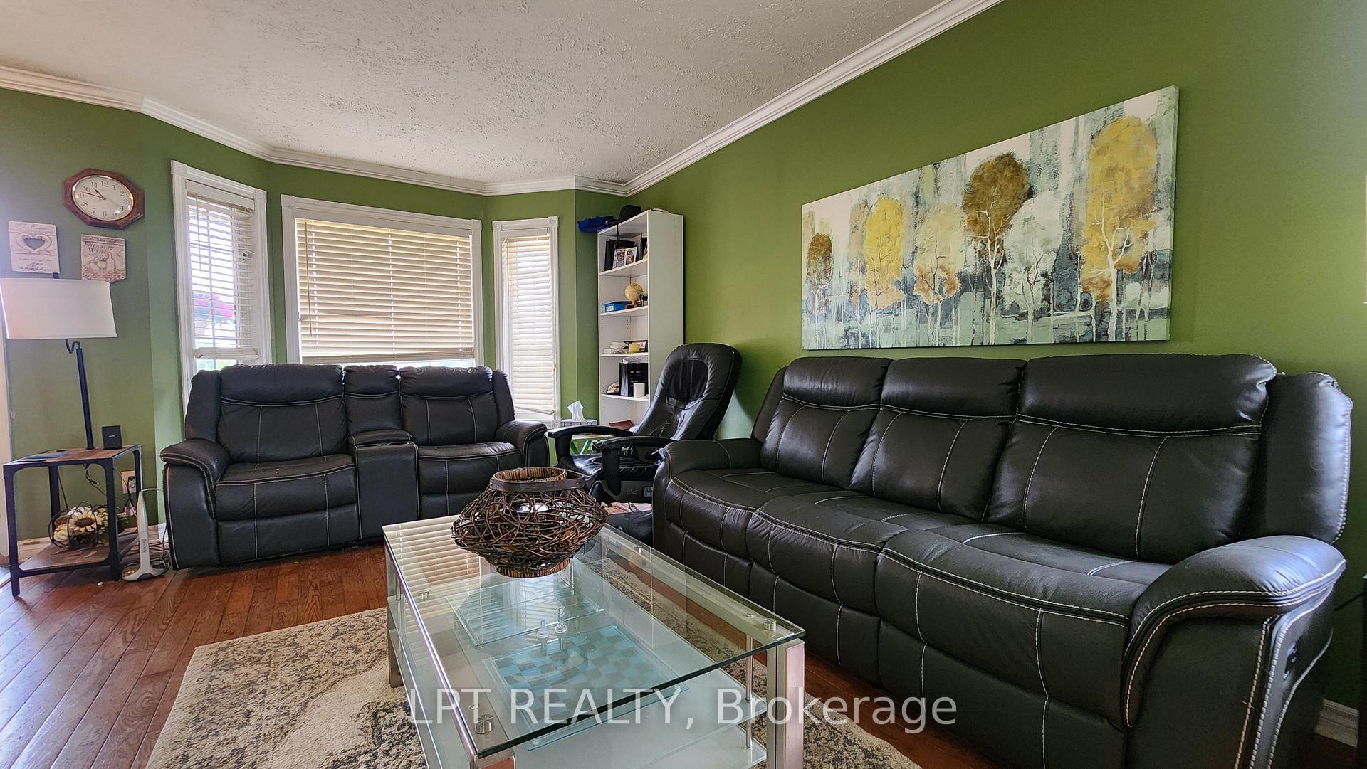 Photo 7 of 69 Simcoe Street, Springwater, Elmvale — HOMEH