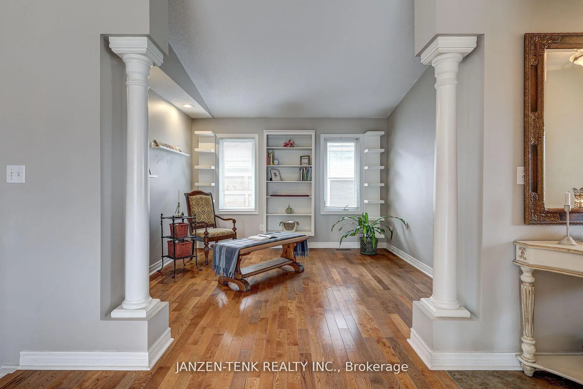 Photo 10 of 2 Rosethorn Court, St. Thomas — HOMEH