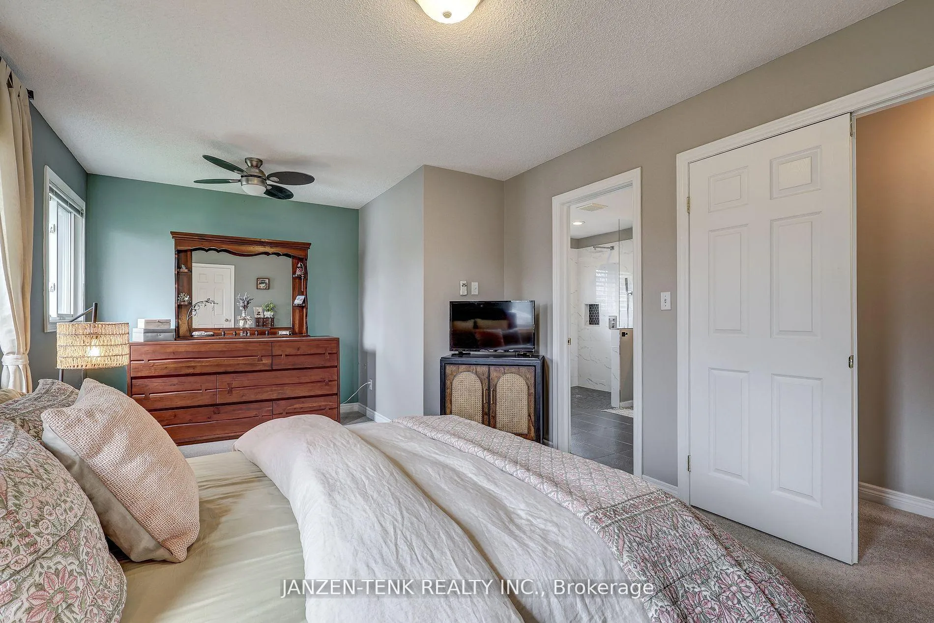Photo 21 of 2 Rosethorn Court, St. Thomas — HOMEH