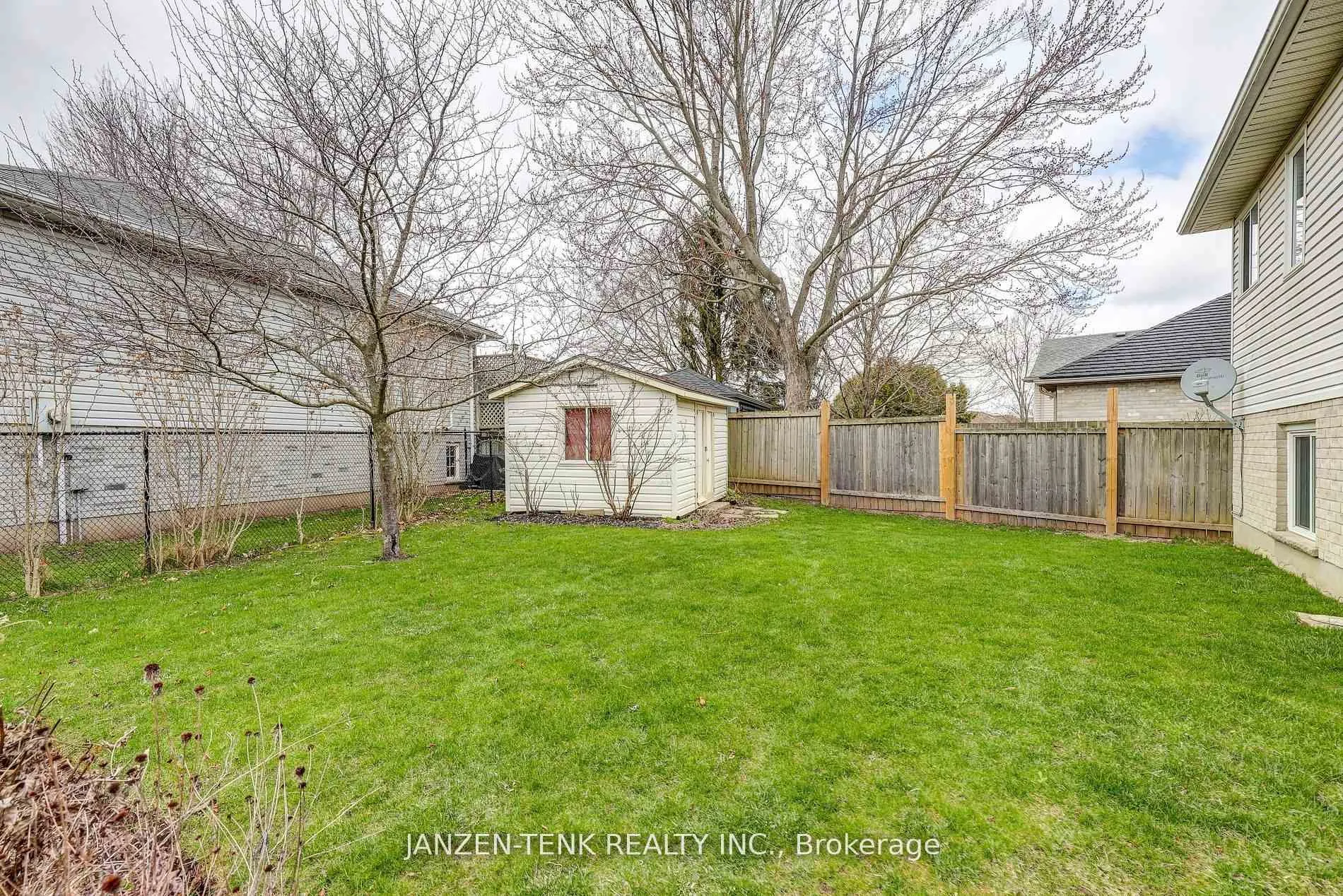 Photo 28 of 2 Rosethorn Court, St. Thomas — HOMEH