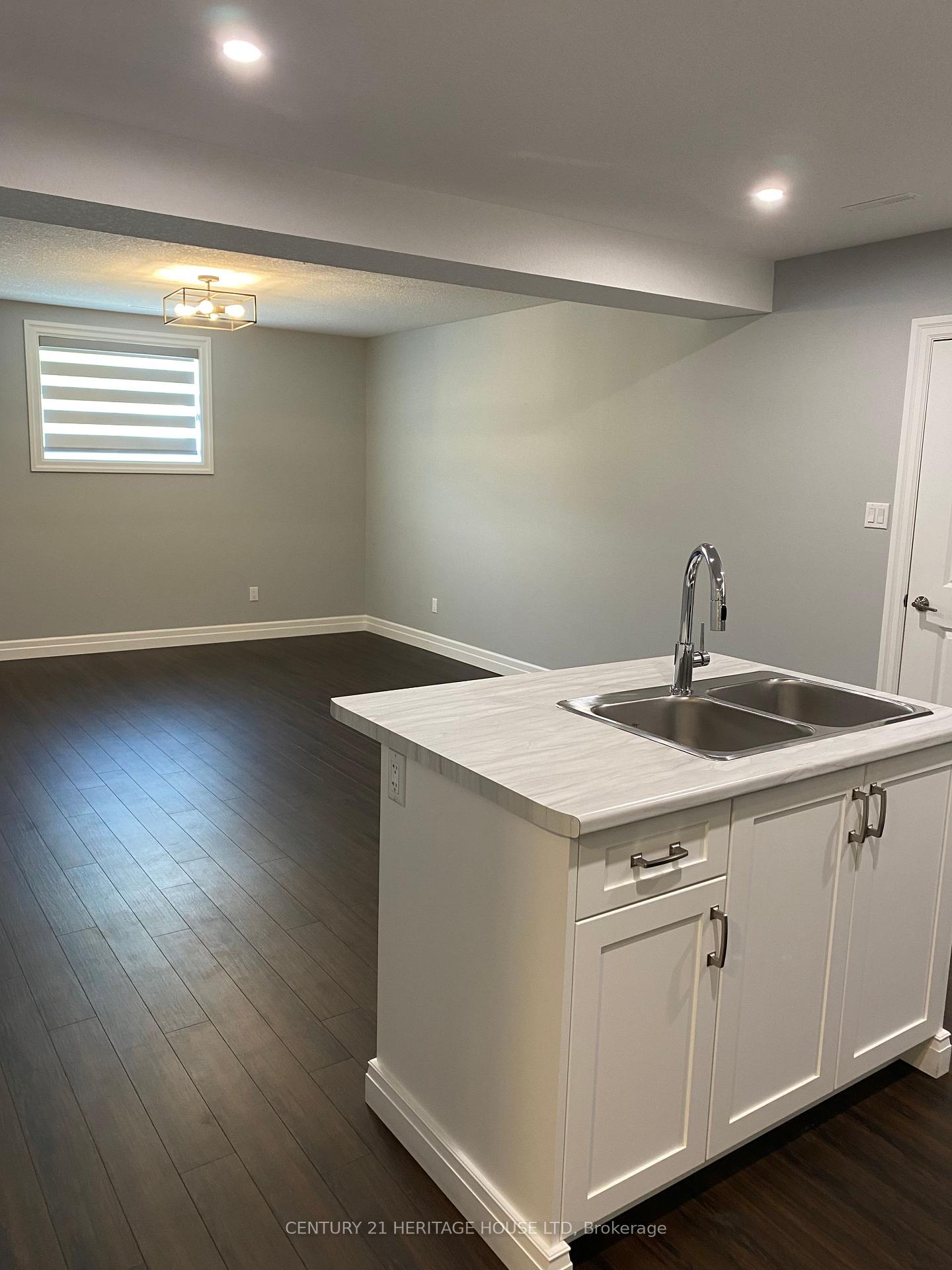 Photo 3 of 77 Royal Dornoch Drive S, St. Thomas — HOMEH