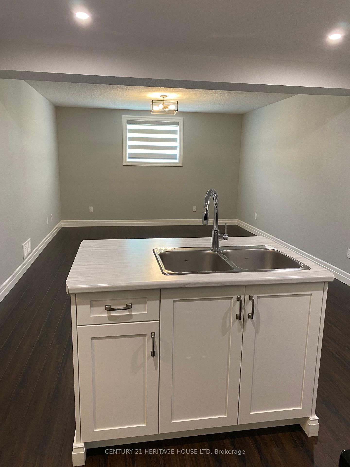 Photo 4 of 77 Royal Dornoch Drive S, St. Thomas — HOMEH