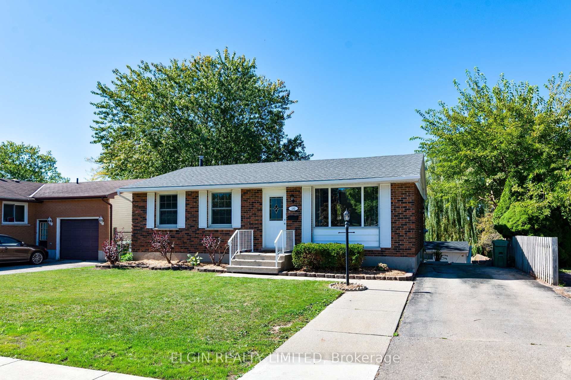 Photo 1 of 180 Fairview Avenue, St. Thomas — HOMEH