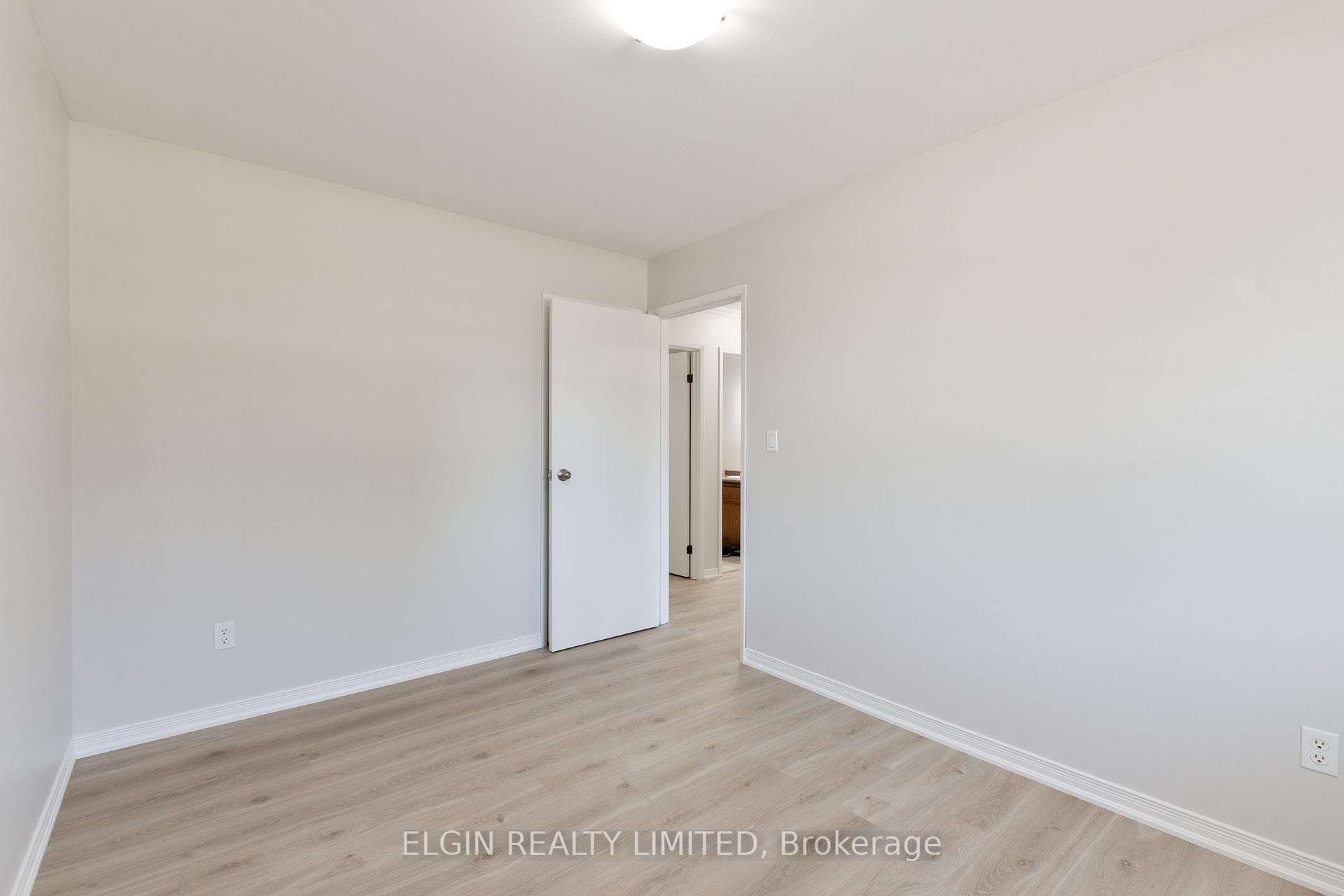 Photo 17 of 180 Fairview Avenue, St. Thomas — HOMEH