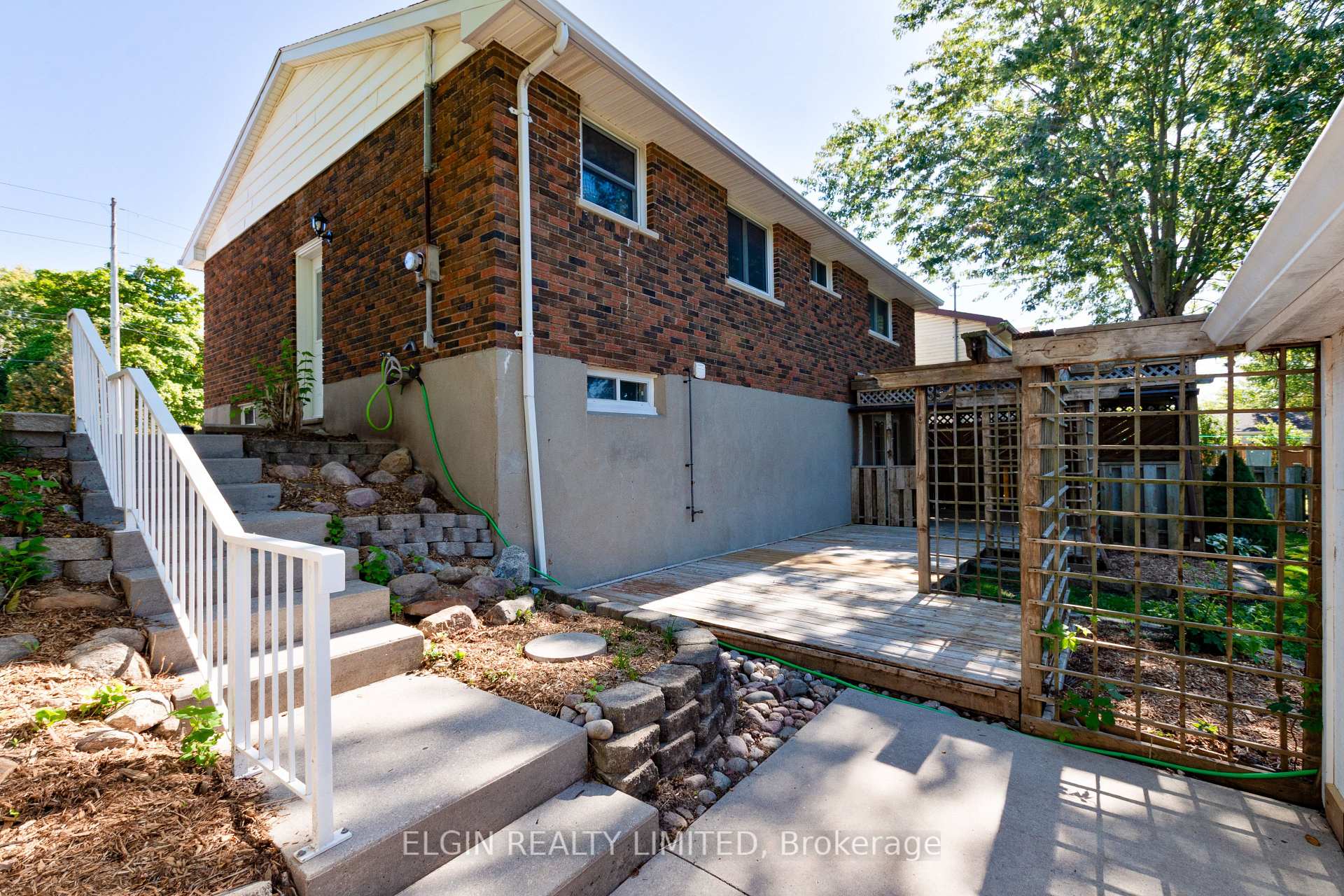 Photo 31 of 180 Fairview Avenue, St. Thomas — HOMEH