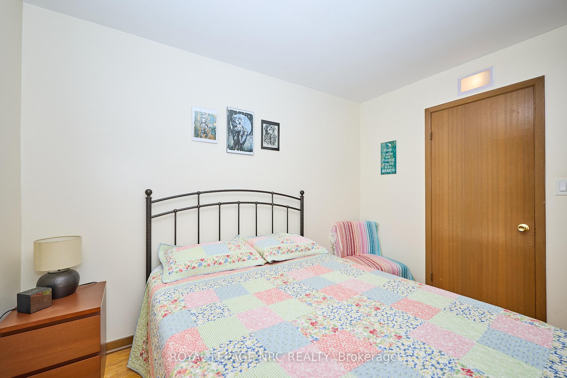 Photo 15 of 9 Royal Manor Drive, St. Catharines, Carlton/Bunting — HOMEH