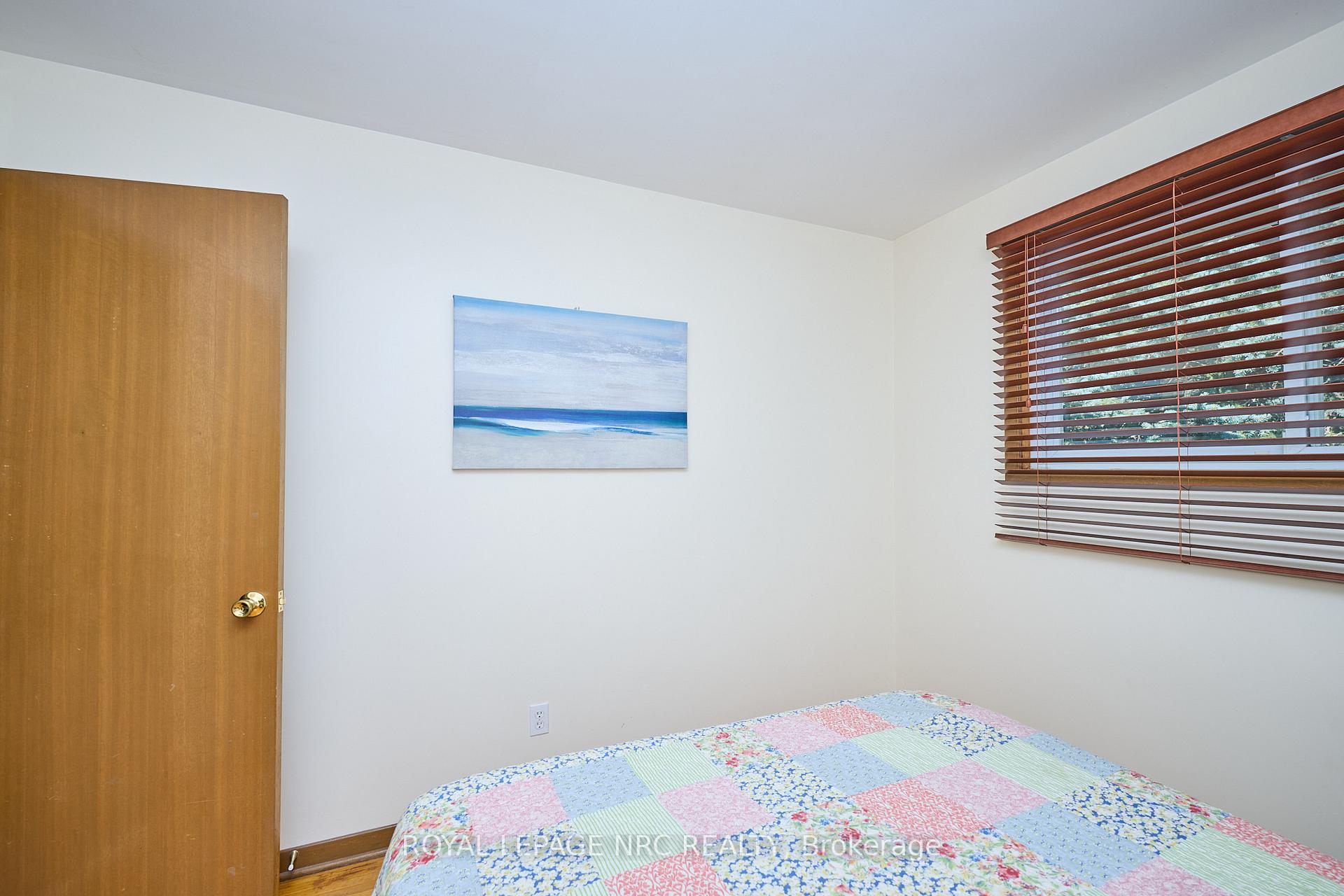 Photo 16 of 9 Royal Manor Drive, St. Catharines, Carlton/Bunting — HOMEH
