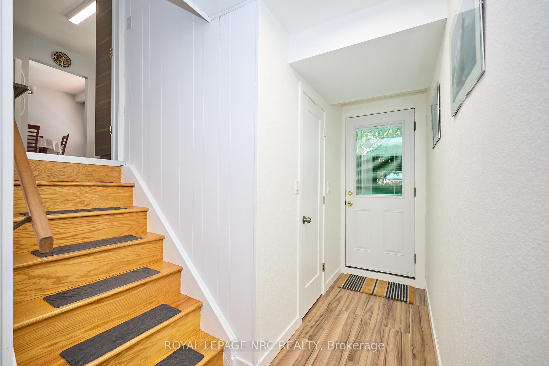 Photo 26 of 9 Royal Manor Drive, St. Catharines, Carlton/Bunting — HOMEH