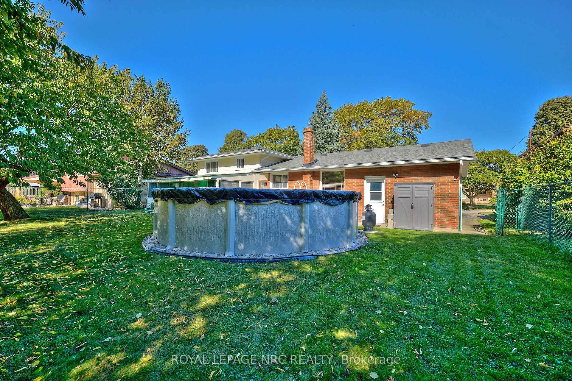 Photo 34 of 9 Royal Manor Drive, St. Catharines, Carlton/Bunting — HOMEH