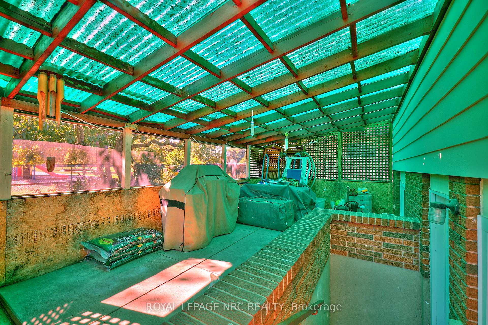 Photo 39 of 9 Royal Manor Drive, St. Catharines, Carlton/Bunting — HOMEH