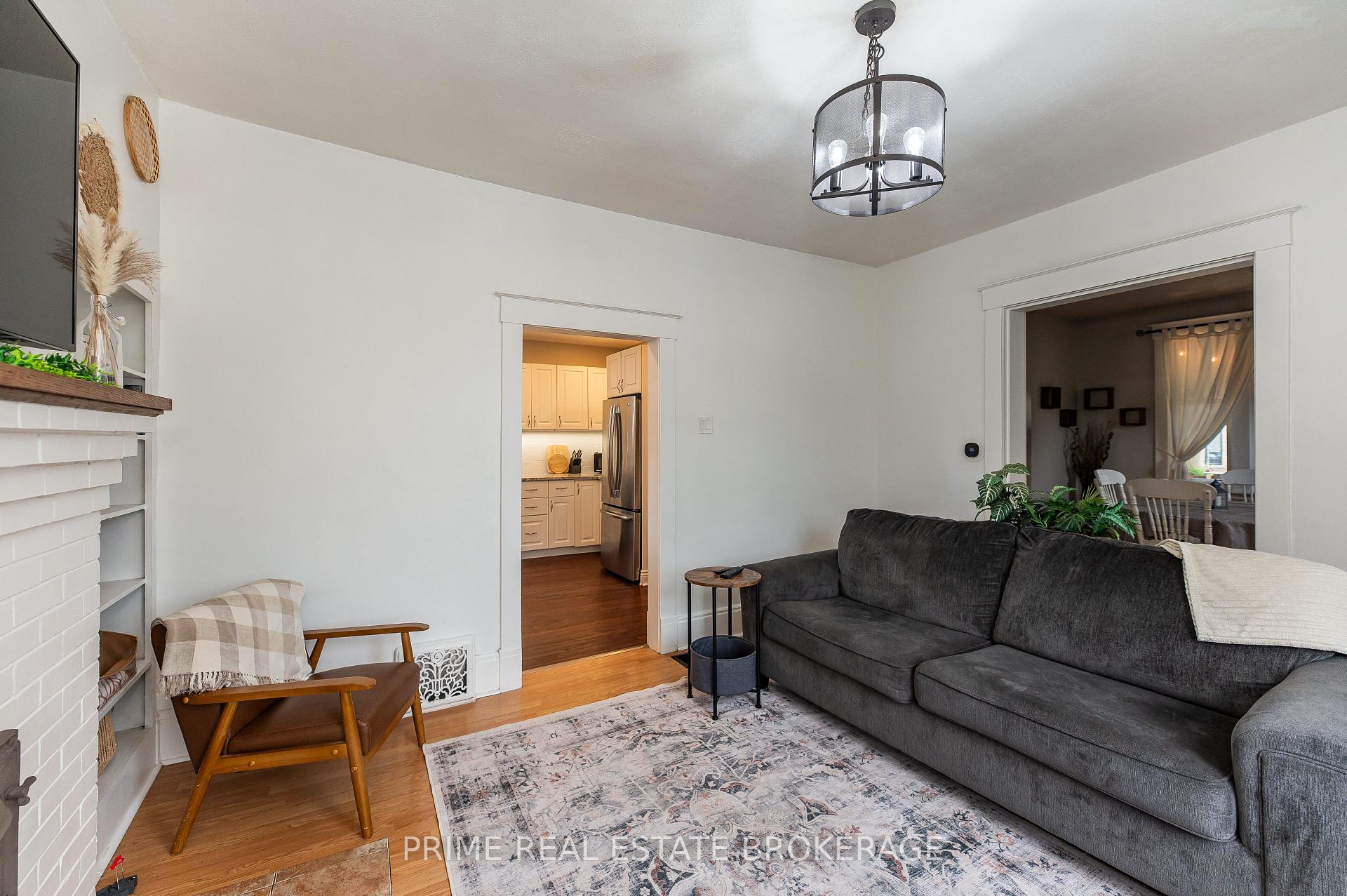 Photo 20 of 72 Walnut Street, St. Thomas — HOMEH