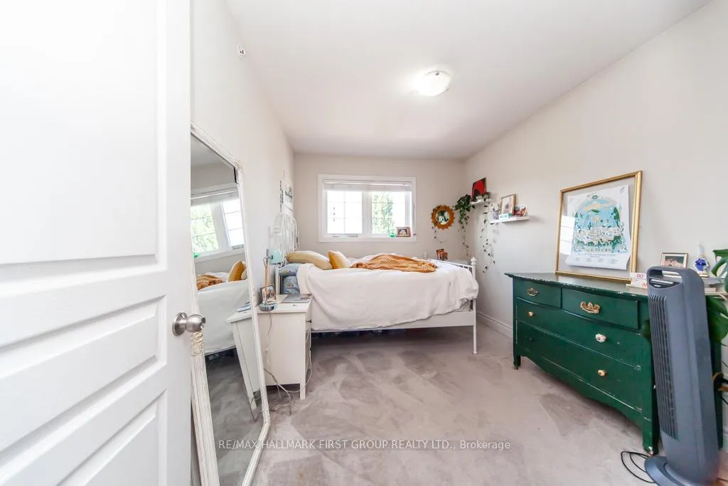 Photo 18 of 99 Manhattan Court, St. Catharines, Haig — HOMEH