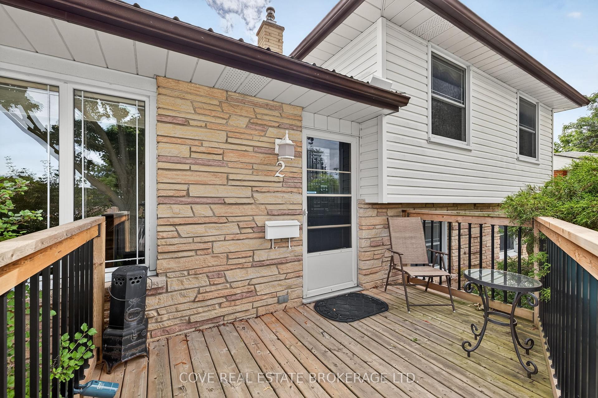 Photo 5 of 2 Aspen Avenue, St. Thomas — HOMEH