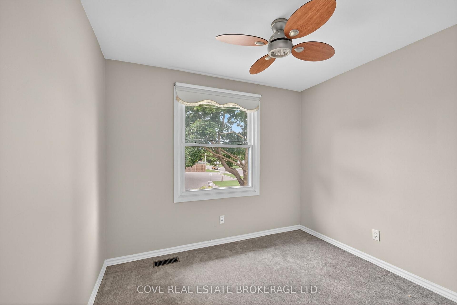 Photo 17 of 2 Aspen Avenue, St. Thomas — HOMEH