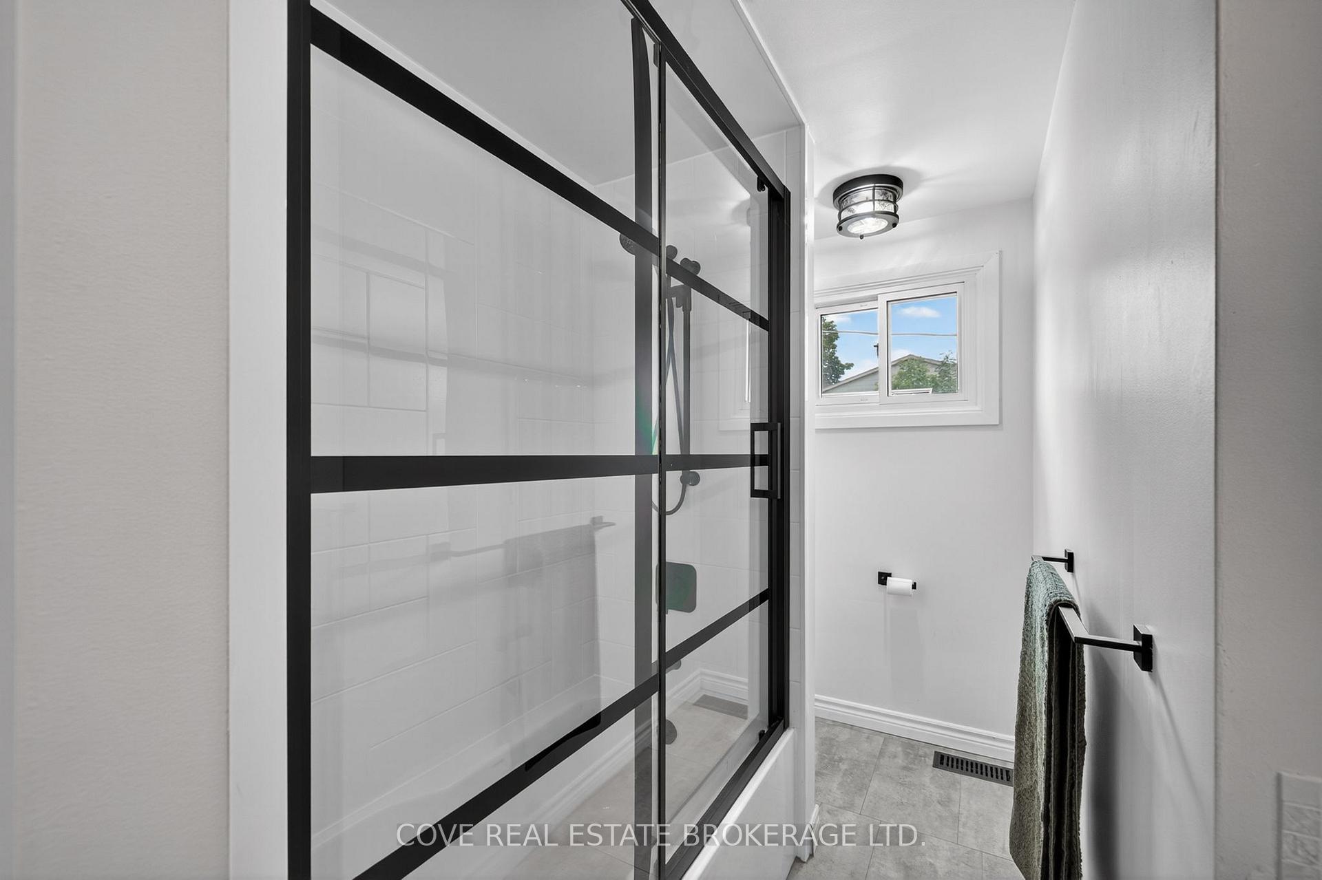 Photo 19 of 2 Aspen Avenue, St. Thomas — HOMEH
