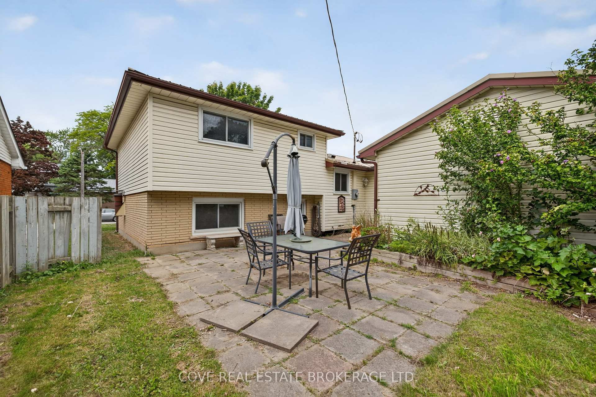 Photo 27 of 2 Aspen Avenue, St. Thomas — HOMEH