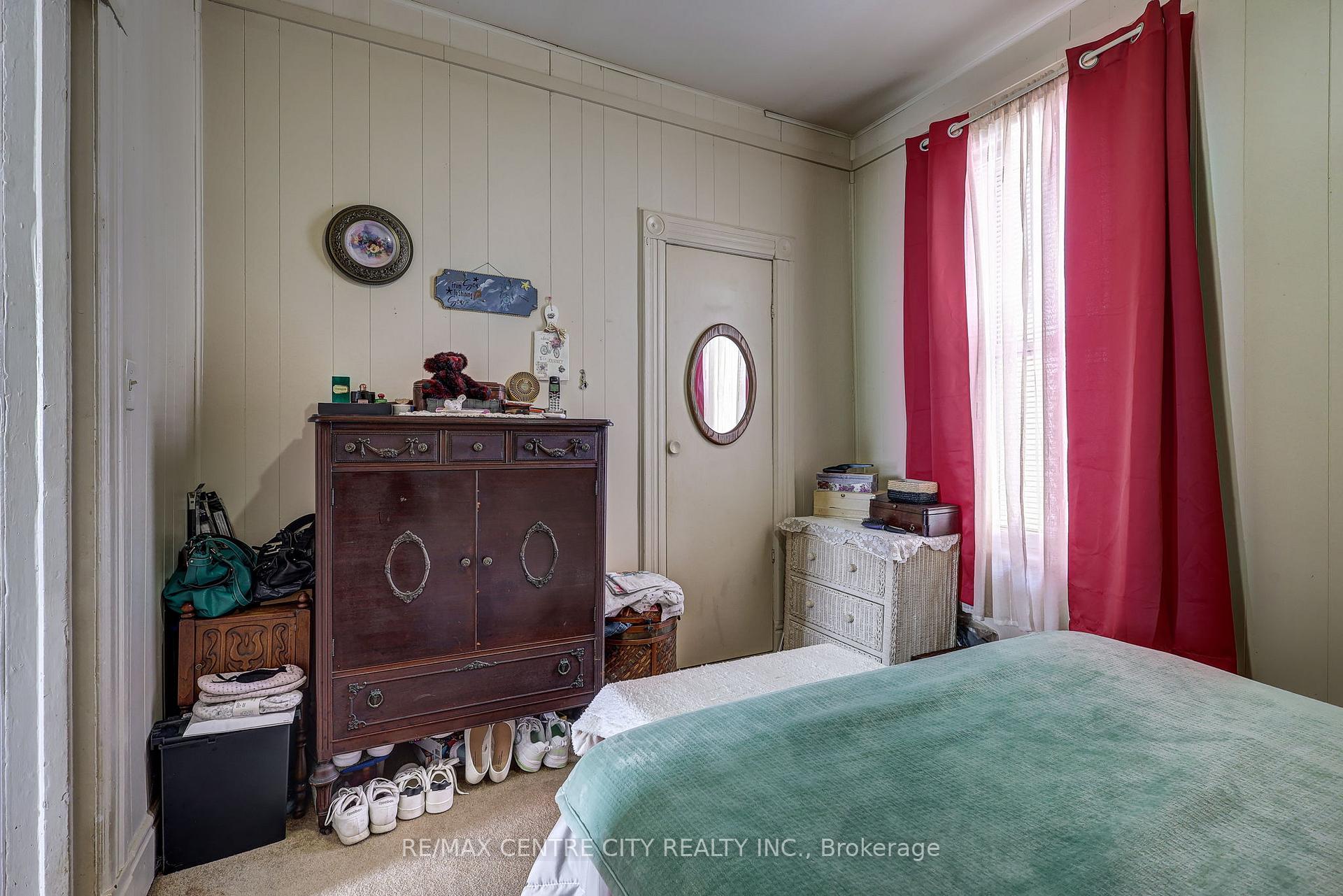 Photo 24 of 16 Woodworth Avenue, St. Thomas — HOMEH