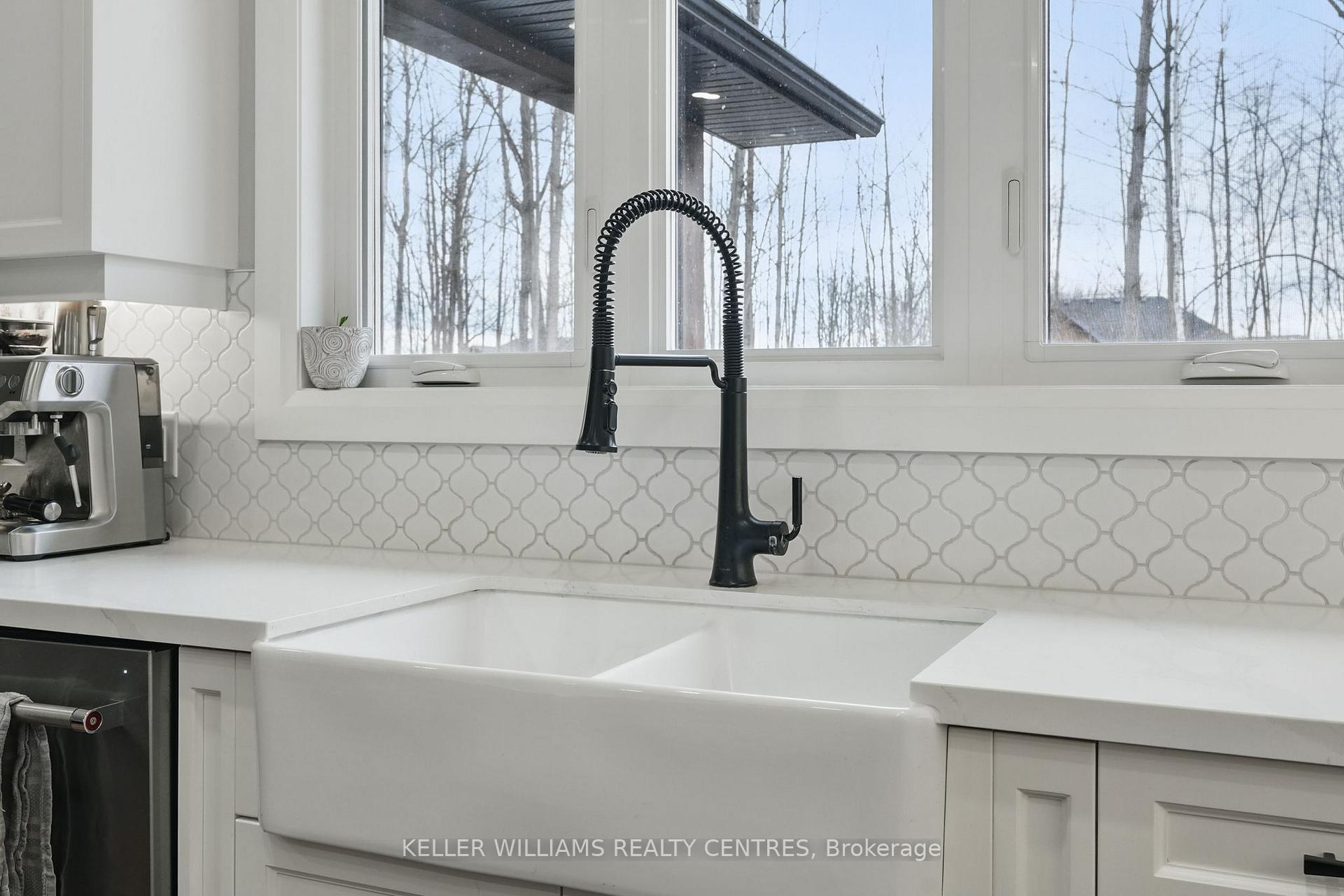 Photo 19 of 17 Walter James Parkway E, Springwater, Snow Valley — HOMEH