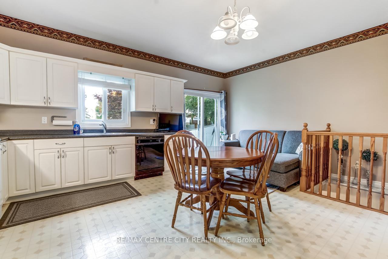 Photo 12 of 45 Mary Street E, St. Thomas — HOMEH