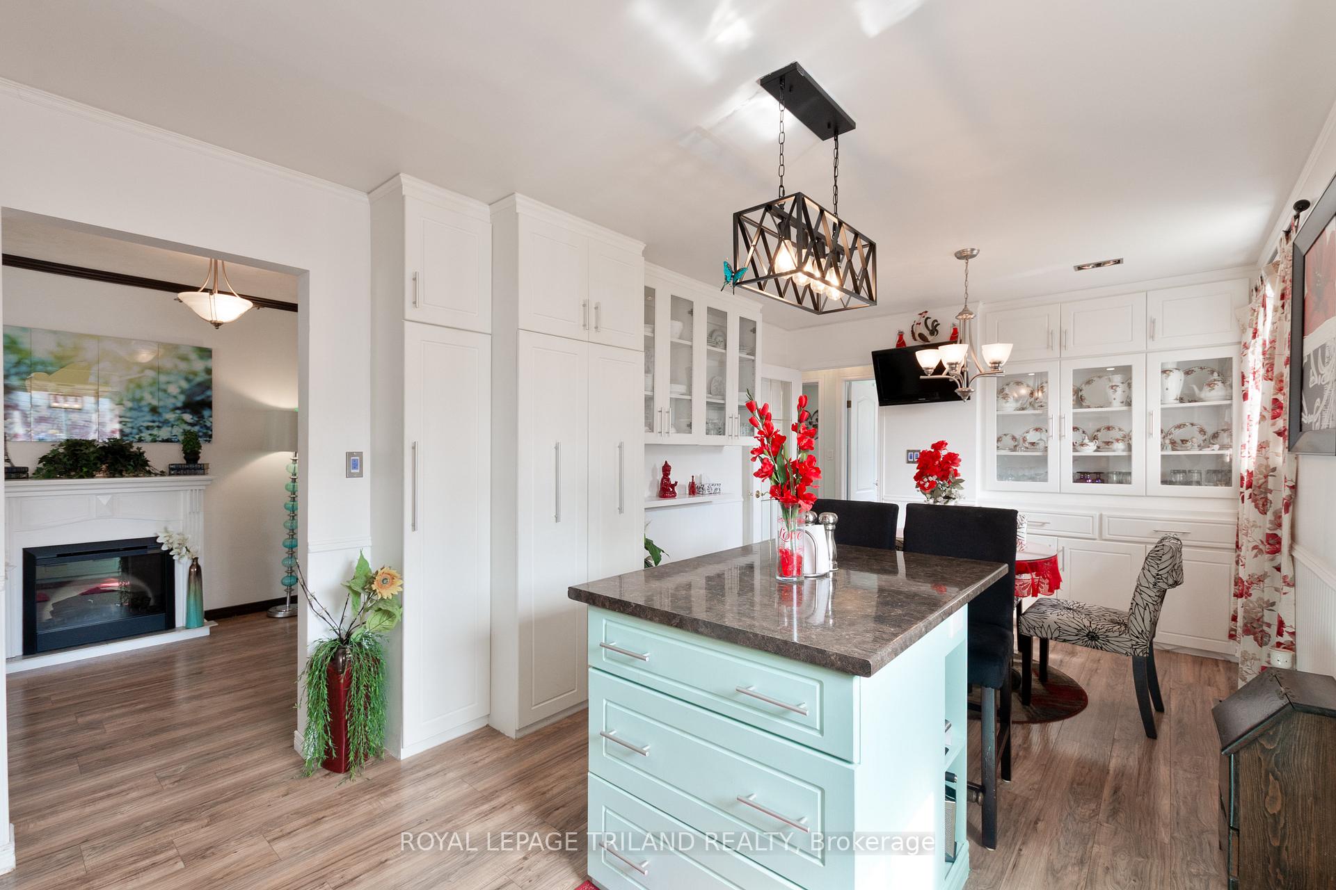 Photo 13 of 11 Gregory Place, St. Thomas — HOMEH