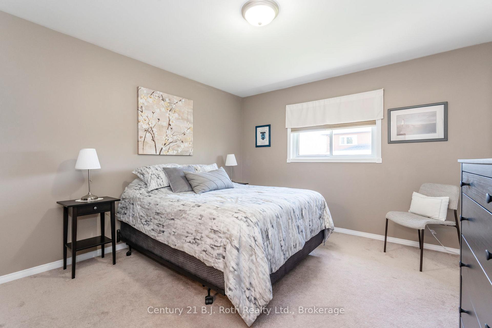Photo 17 of 13 Archer Crescent, Springwater, Elmvale — HOMEH