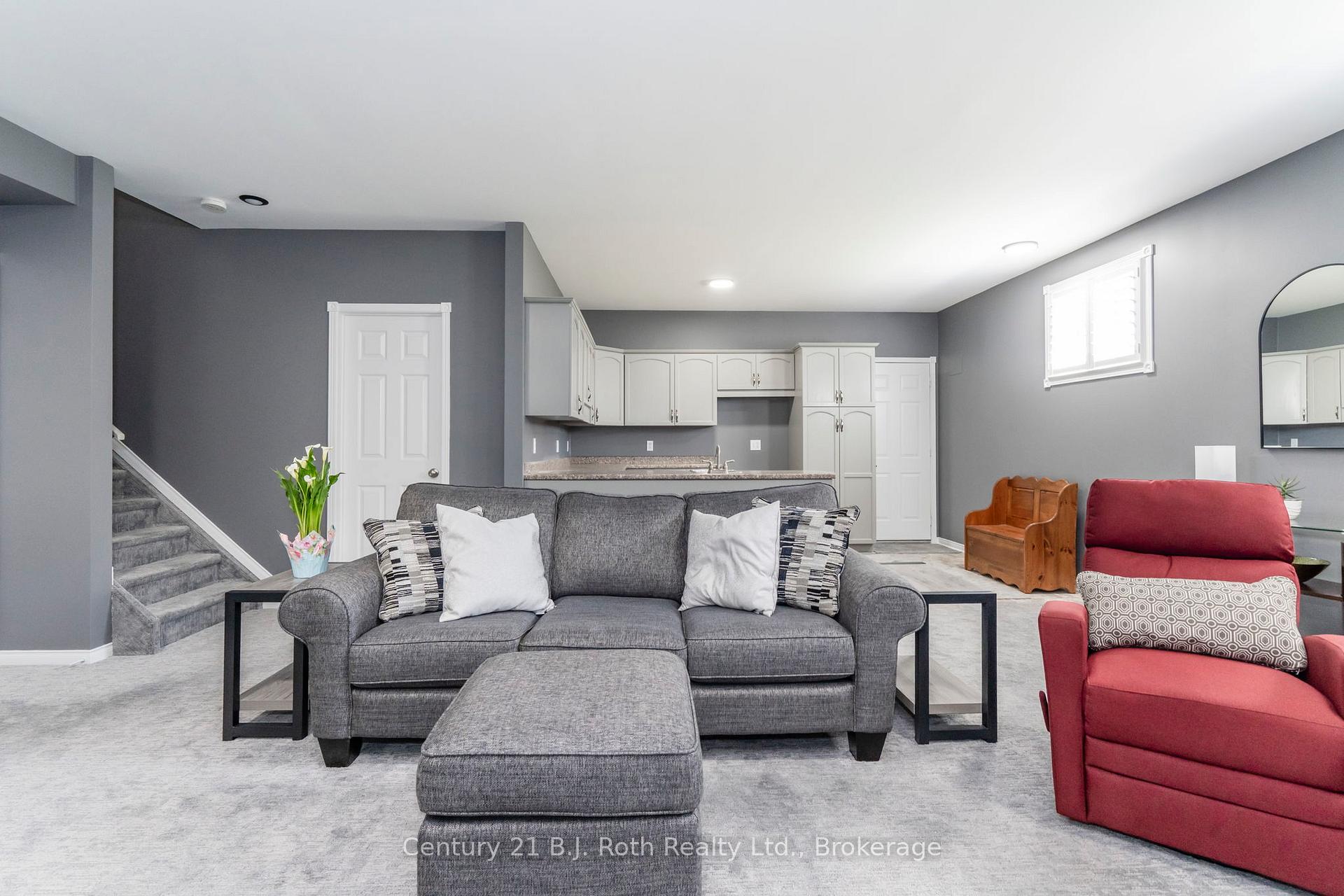 Photo 27 of 13 Archer Crescent, Springwater, Elmvale — HOMEH