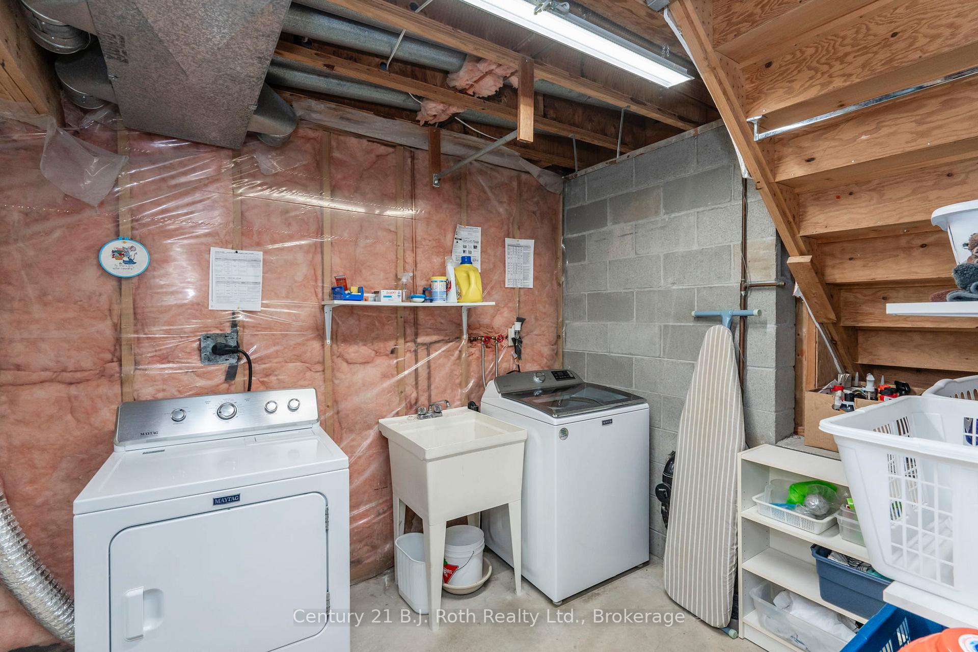 Photo 32 of 13 Archer Crescent, Springwater, Elmvale — HOMEH