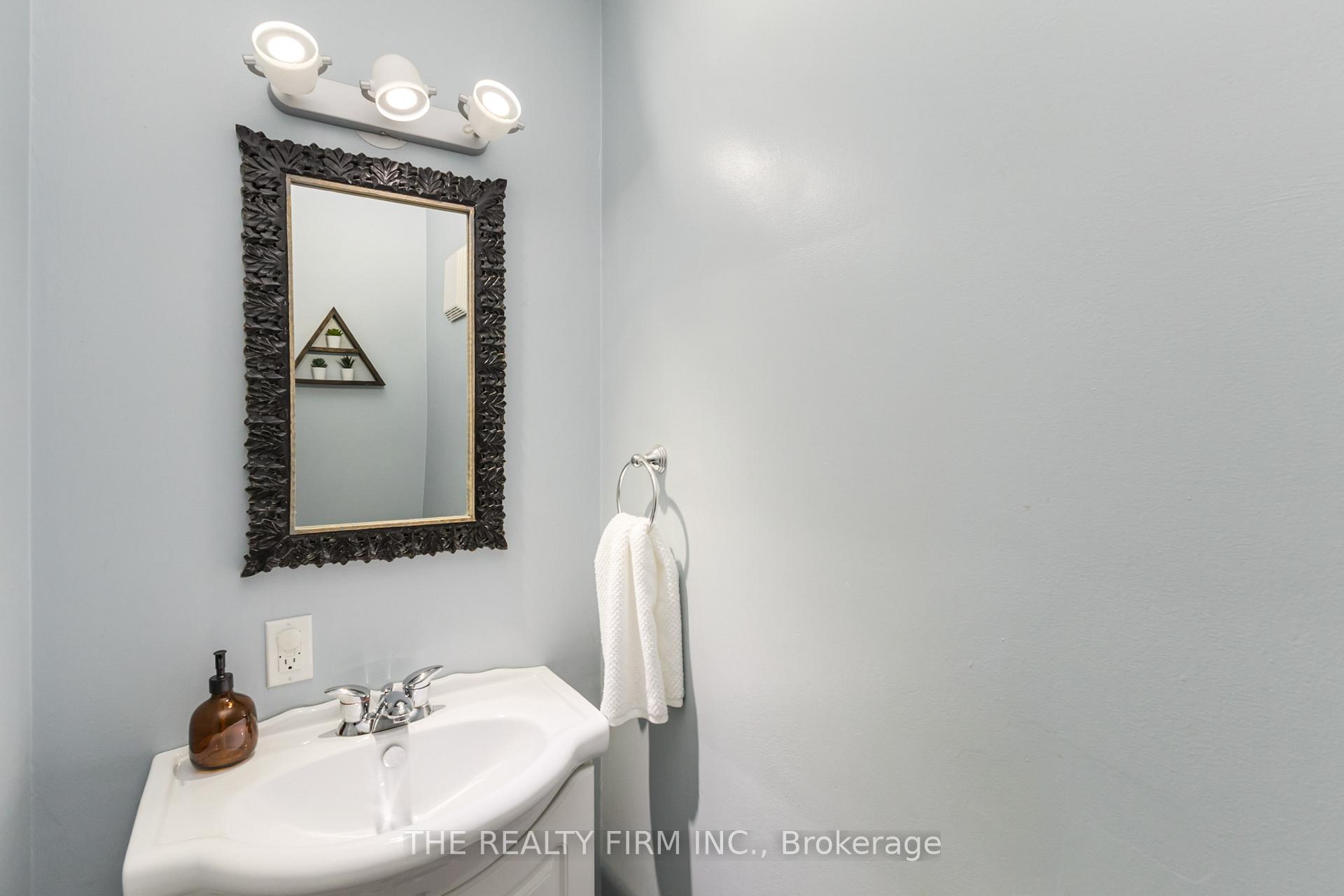 Photo 3 of Unit 5, 71 Parkside Drive, St. Thomas — HOMEH