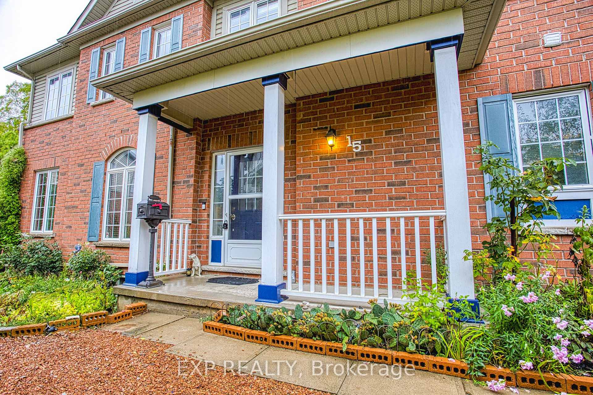 Photo 6 of 15 Chloe Street, St. Catharines, E. Chester — HOMEH