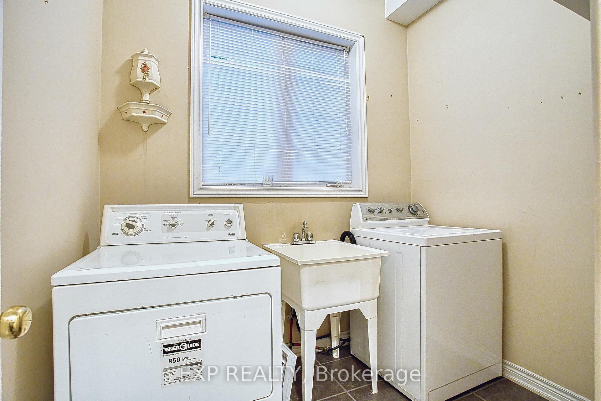 Photo 21 of 15 Chloe Street, St. Catharines, E. Chester — HOMEH