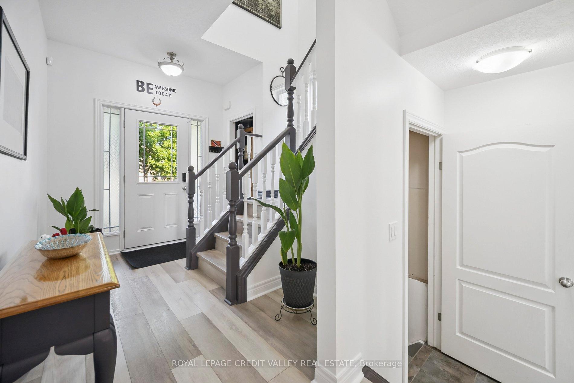 Photo 6 of 9 Peach Tree Boulevard, St. Thomas — HOMEH