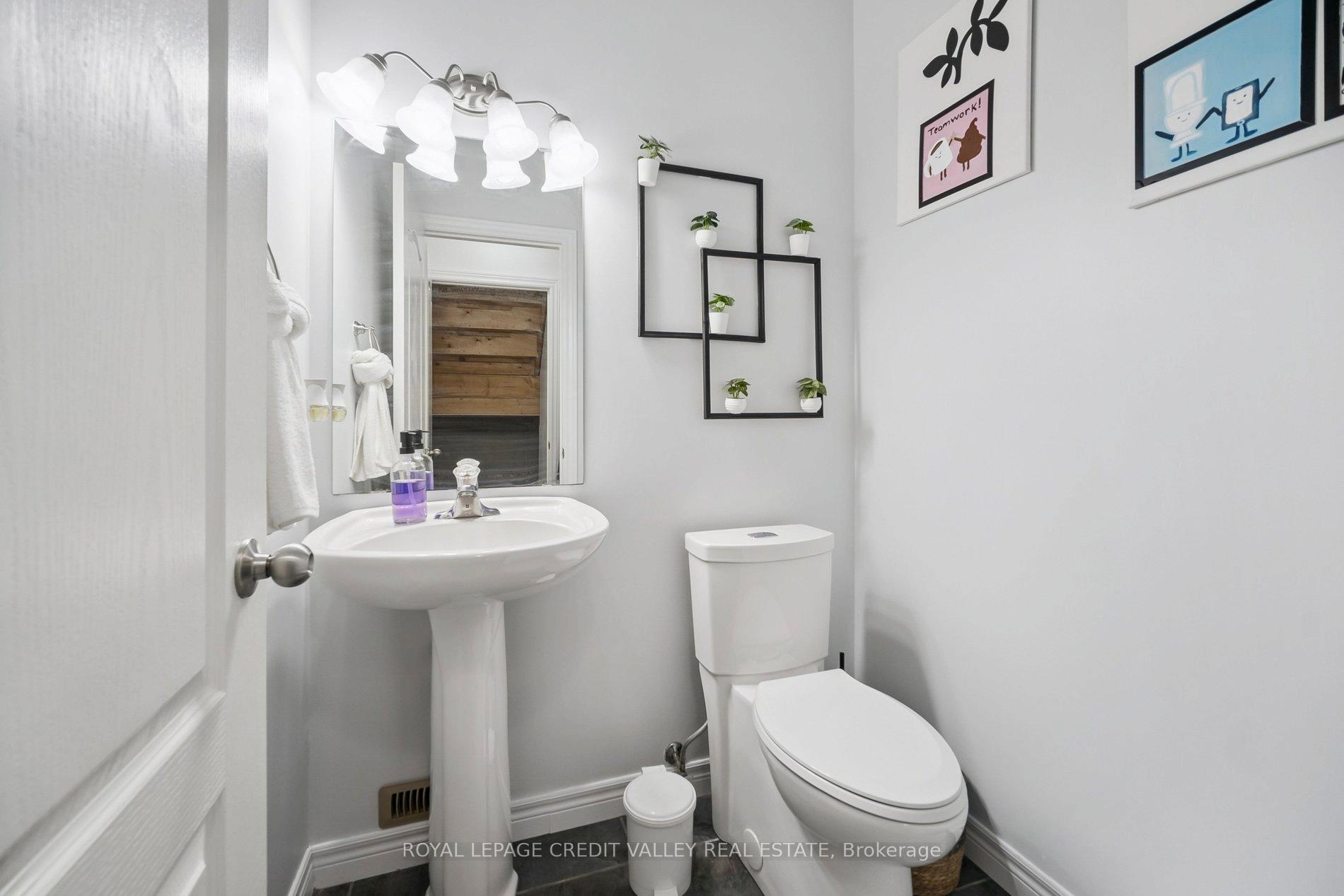 Photo 19 of 9 Peach Tree Boulevard, St. Thomas — HOMEH