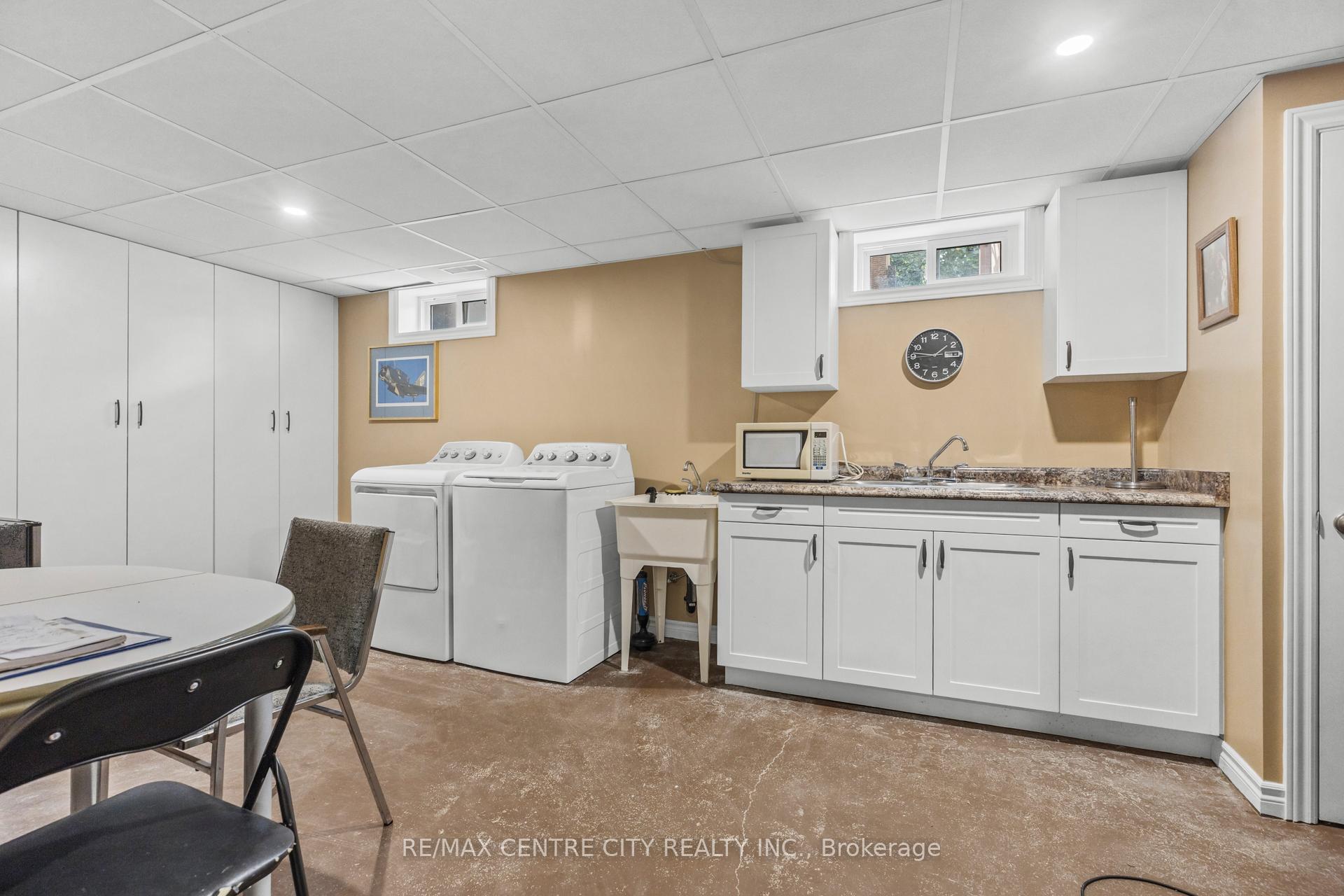 Photo 20 of 241 Forest Avenue, St. Thomas — HOMEH