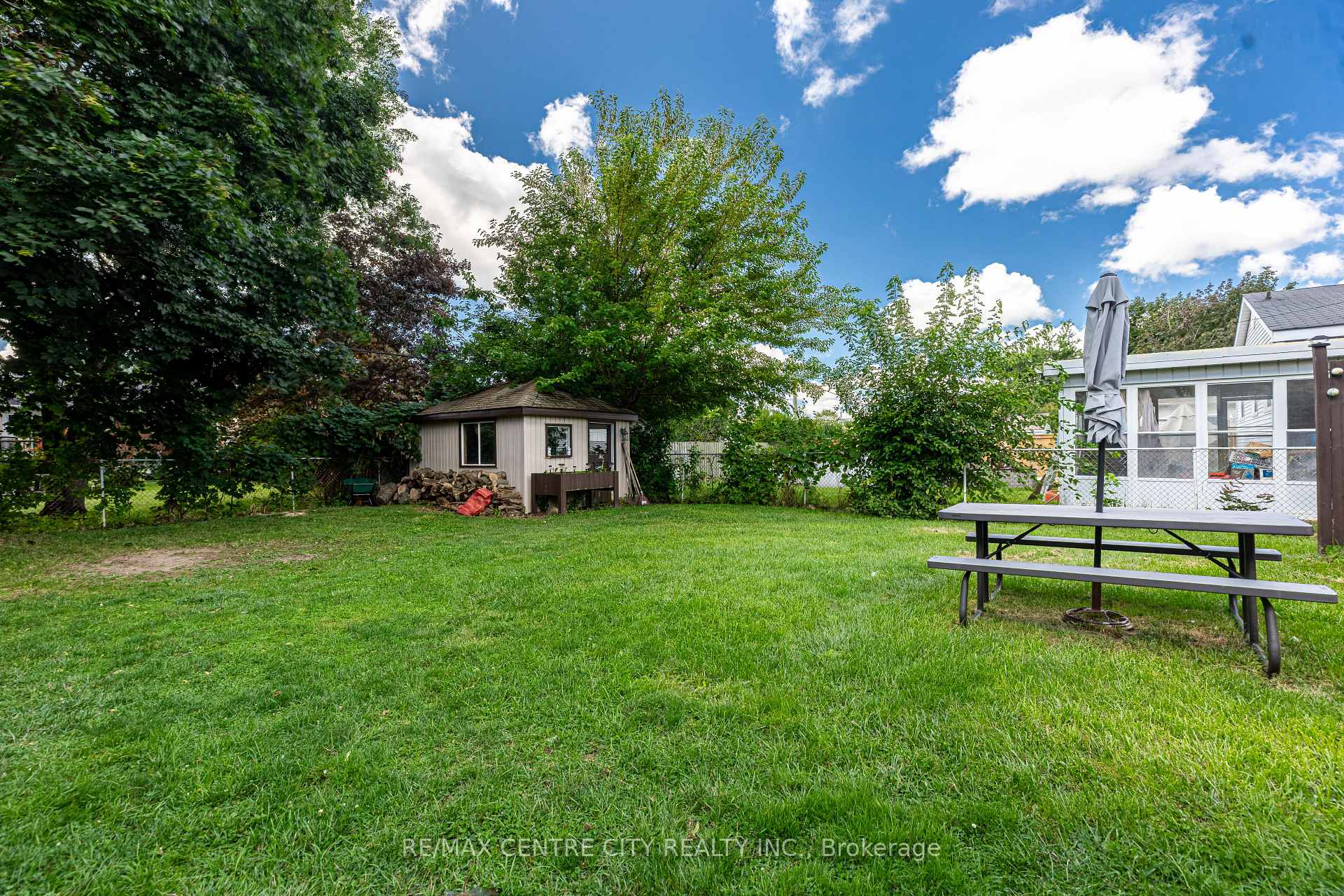 Photo 26 of 241 Forest Avenue, St. Thomas — HOMEH
