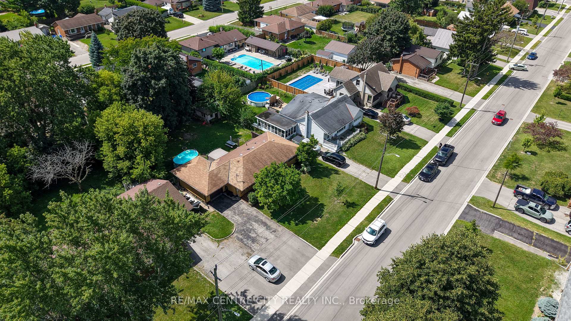 Photo 29 of 241 Forest Avenue, St. Thomas — HOMEH
