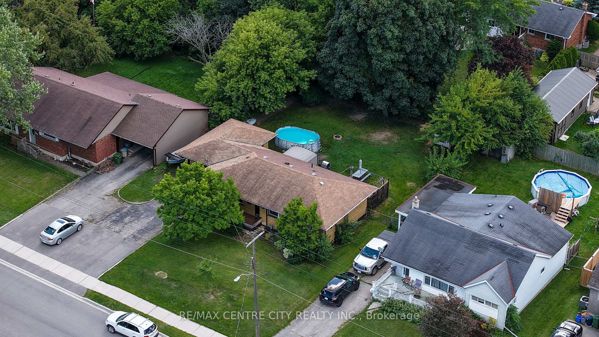 Photo 30 of 241 Forest Avenue, St. Thomas — HOMEH